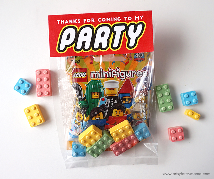 Throw an awesome LEGO Minifigure Party with these simple tips and free printables!