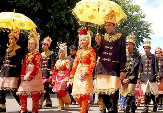 Tradisi Adat Aceh