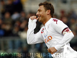 Francesco Totti Wallpaper 2011 #1