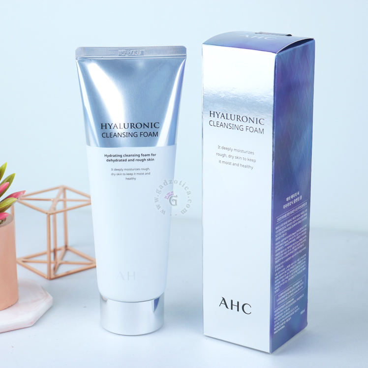 AHC HYALURONIC CLEANSING FOAM