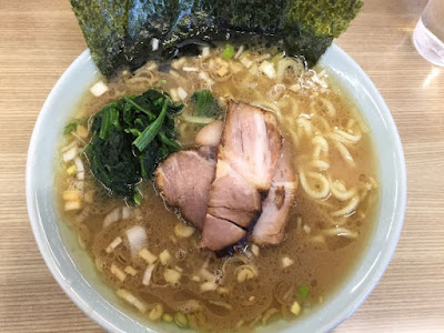 ラーメン 奥津家