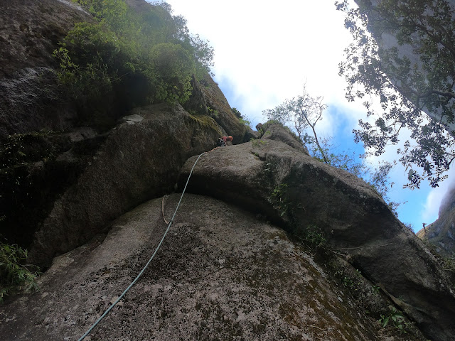 Escalada na Agulha do Diabo