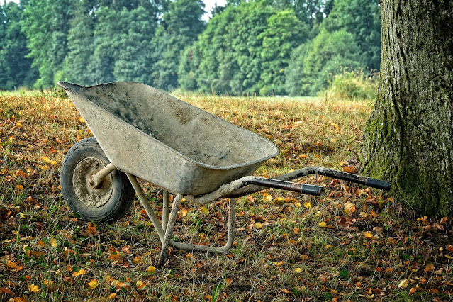 Wheelbarrow