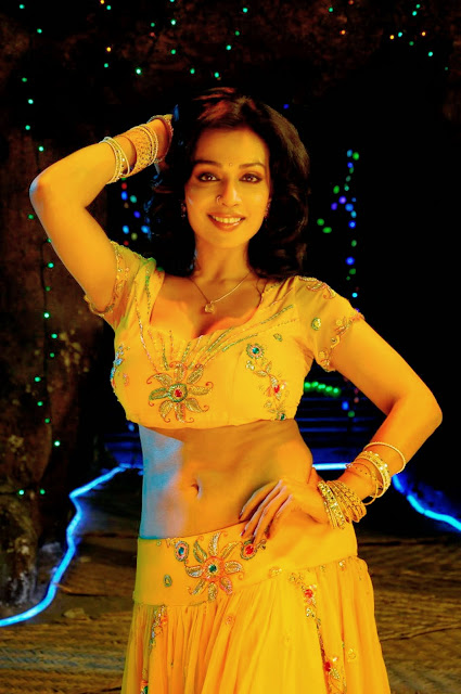 Asha Saini Dancing Pics (52).JPG