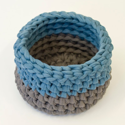 Teal Grey Crochet small bowl 02 by welaughindoors