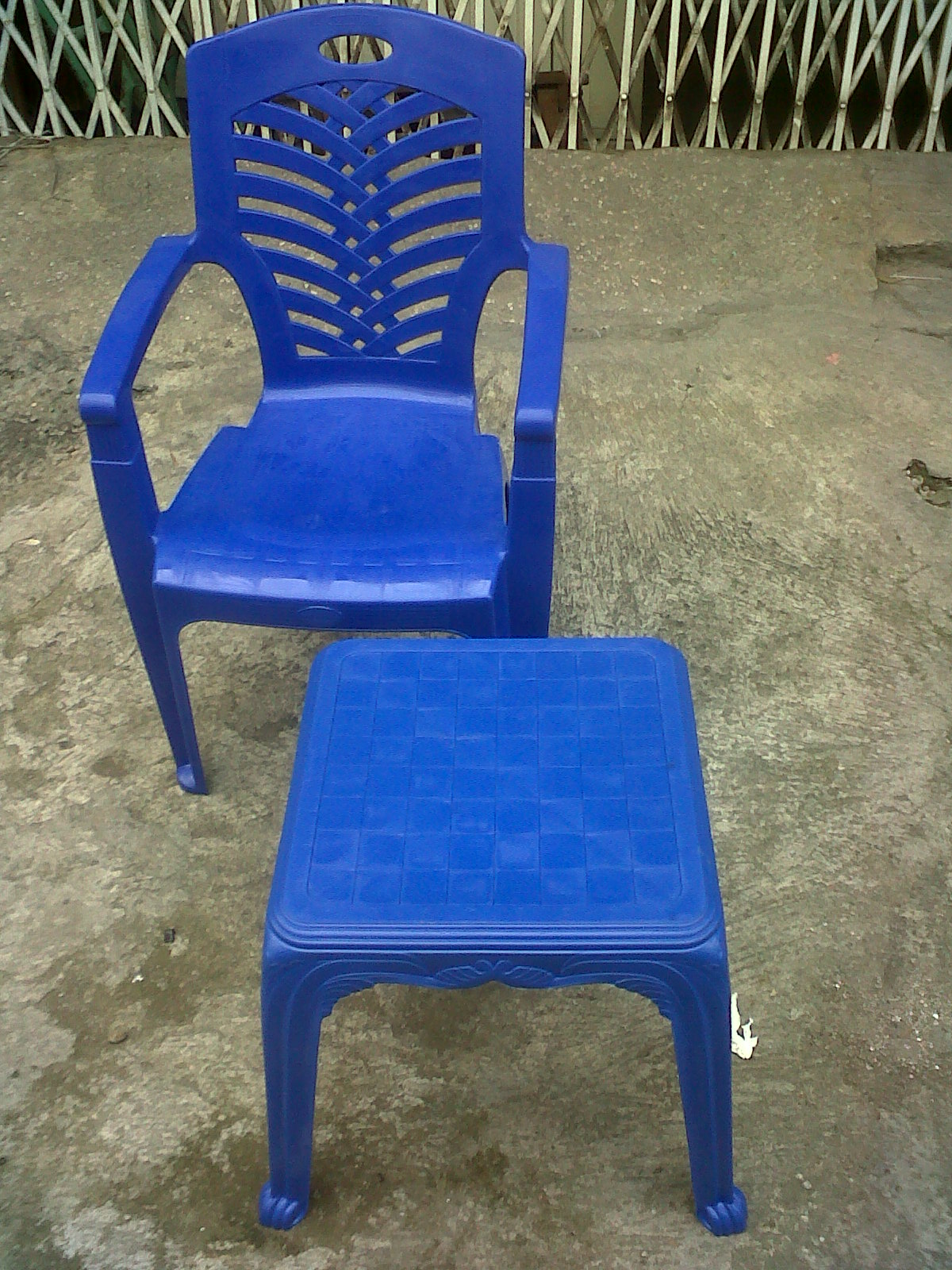 Selatan Jaya distributor barang plastik furnitur Surabaya 