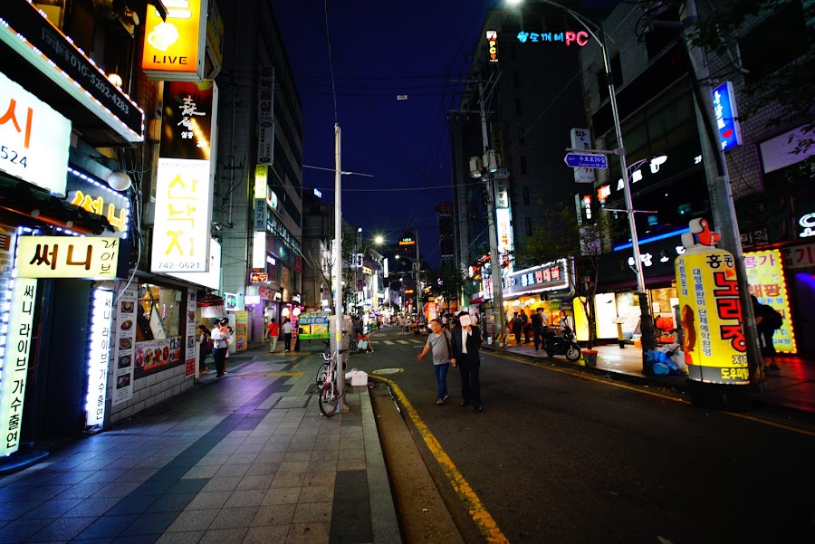 ikseon-dong hipster alleyways