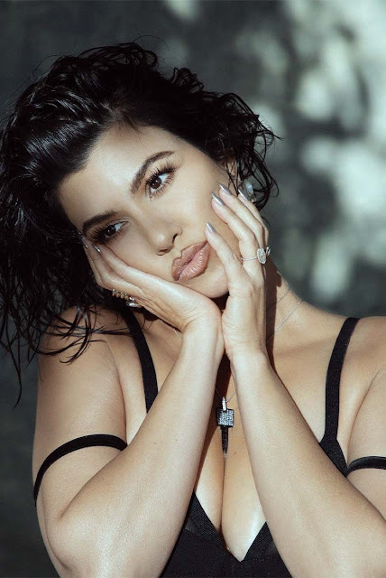 Kourtney Kardashian sexy model Photoshoot