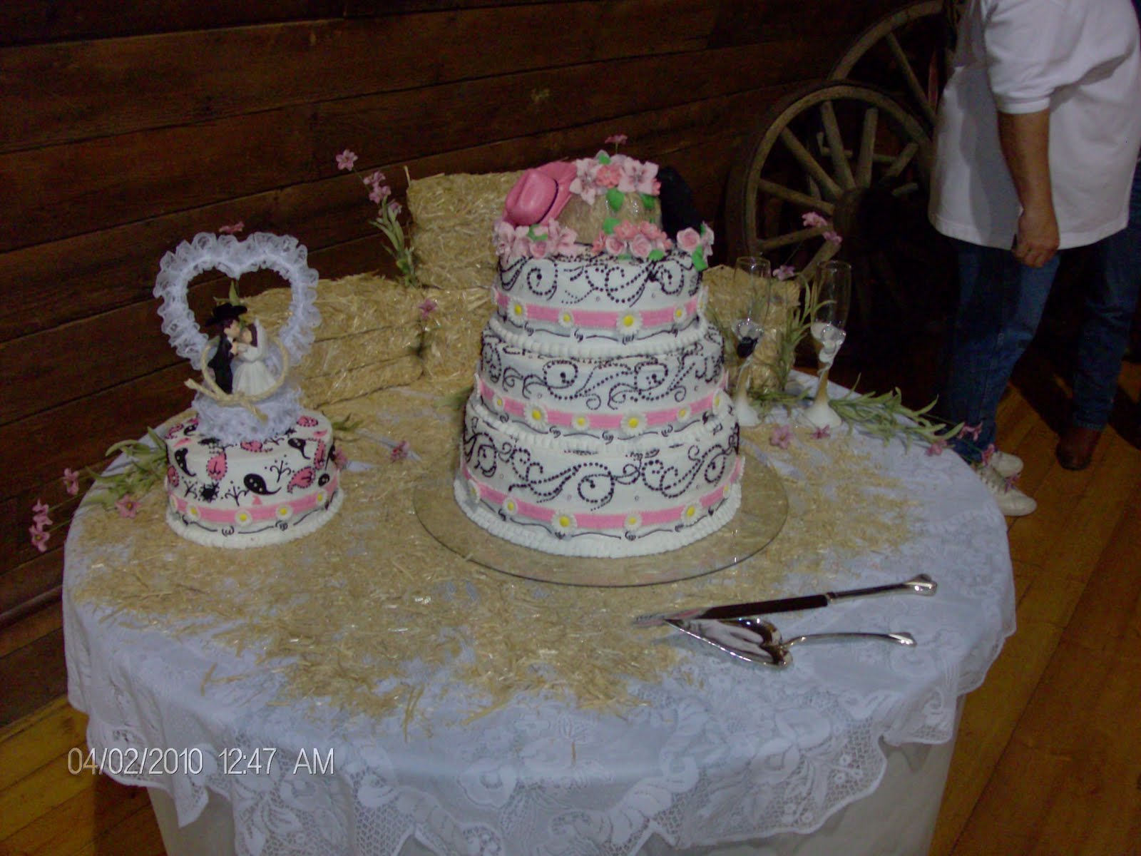 Country Style Wedding Cake