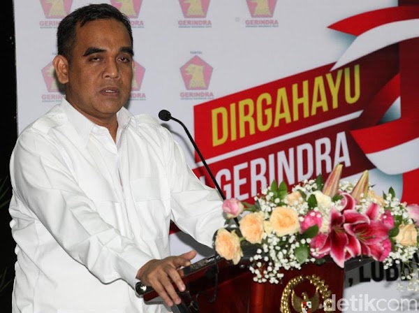 Jokowi 'Comeback' Bagi-bagi Sepeda, Gerindra: Kalau Bisa Motor