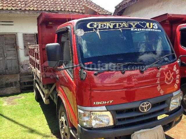 Toyota Dyna  130 HT dump truk  dyna  Truk  Bekas  Barang 