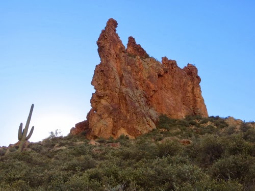 HikingAroundBlackTopMesa-21-2013-12-27-15-04.jpg