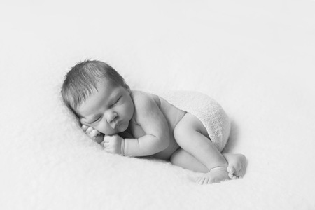 Miles Newborn Session 8bw