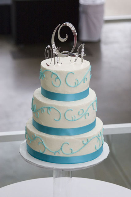 Aqua Beautiful Wedding Cakes Decoration