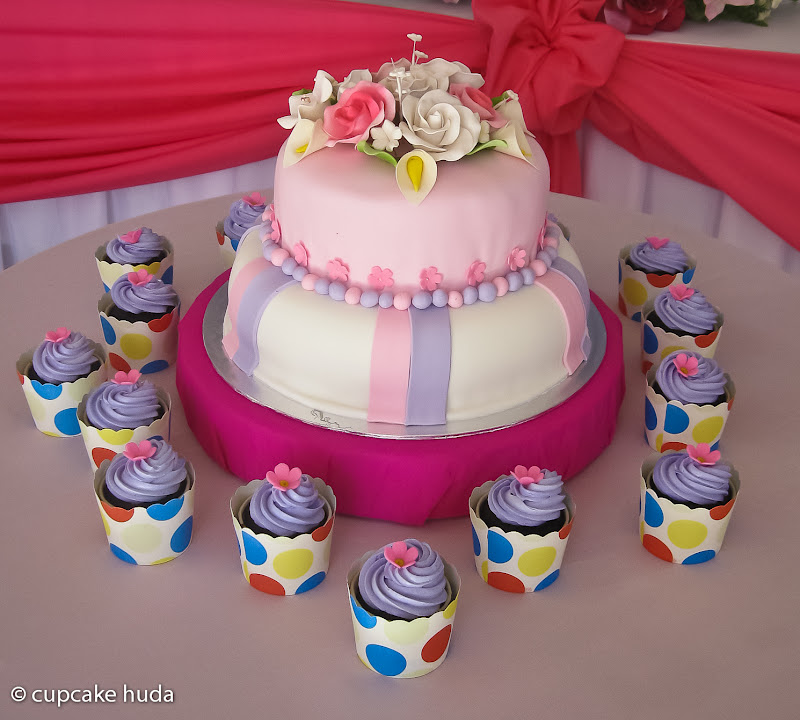 Red Velvet Cake Size 9 Diameter 7 Diameter Labels stacked wedding 