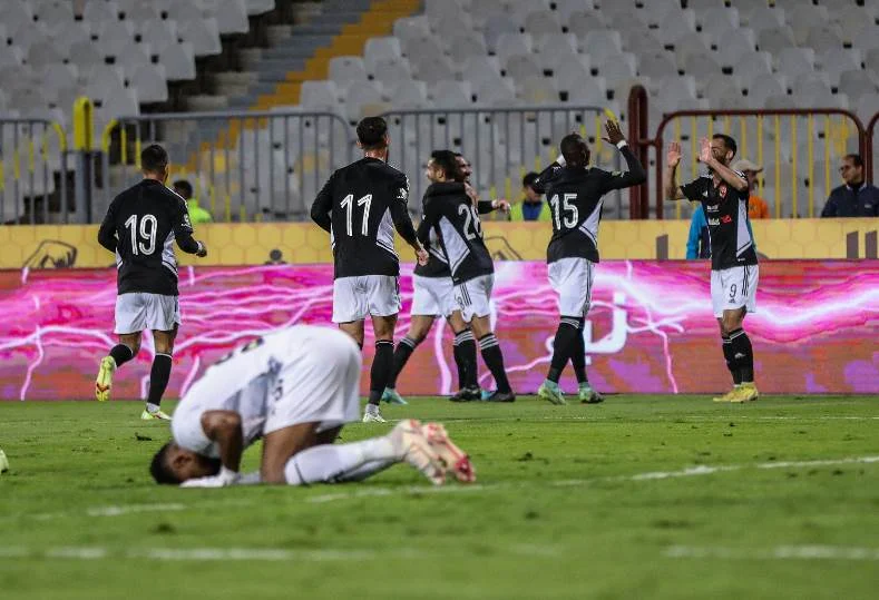 الاهلي يفوز علي فاركو بهدفين مقابل هدف في مباراة مميزه في الدوري المصري