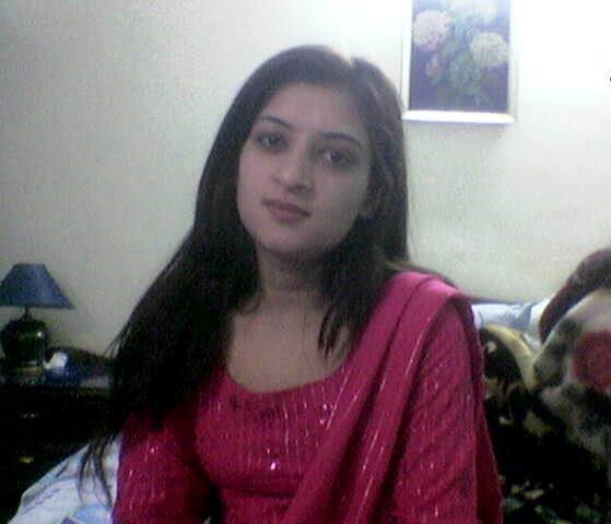 Hot Pakistani College Teen Girls
