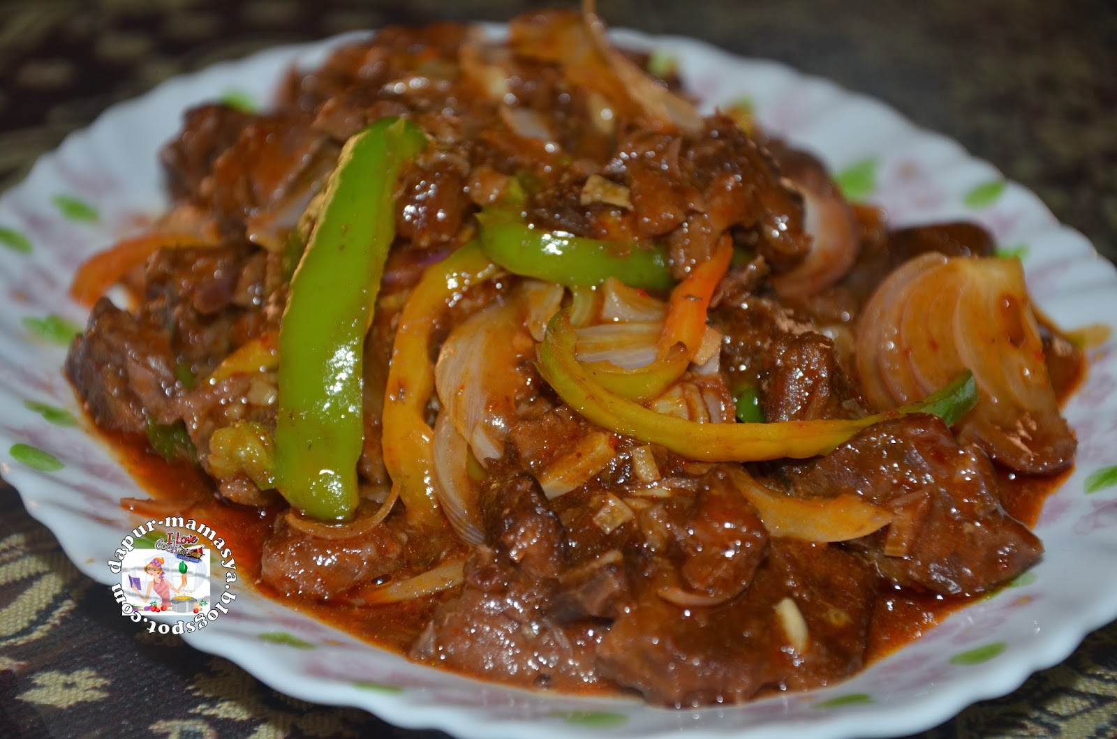 Dapur Mamasya: Daging Masak Merah Ala Thai....Simple je..
