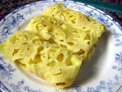 RESEPI NENNIE KHUZAIFAH: Roti jala