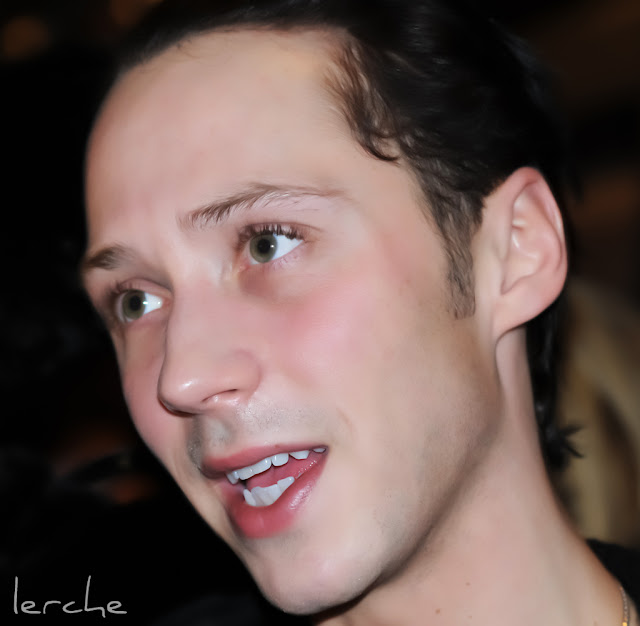 Johnny Weir. Photo © Tatiana Edrenkina @ Official Johnny Weir Blog.