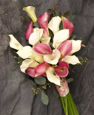 wedding flowers lilies. Calla Lily Bridal Bouquet