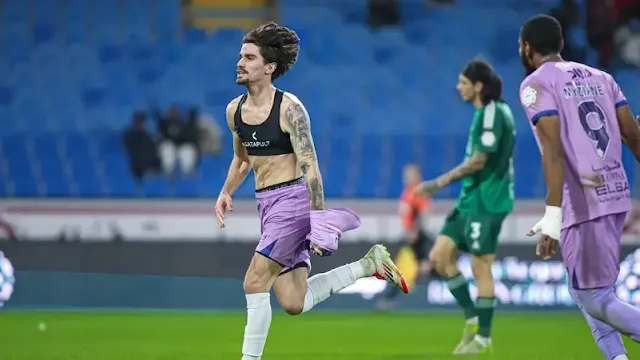 الخلود ضد أهلي جدة، الدوري السعودي، نتيجة مباراة أهلي جدة، أهداف الخلود، جدول ترتيب الدوري السعودي، أليكس كولادو، ميريح ديميرال.