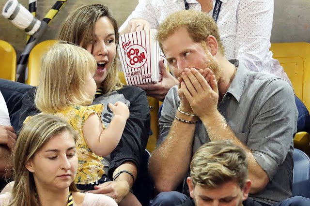 Prince Harry Makes Funny Faces for a Toddler at the Invictus Games
