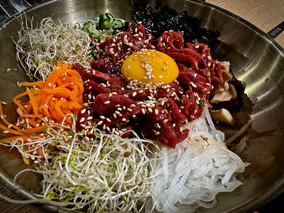 Wonderful Bapsang, yukhoe bibimbap