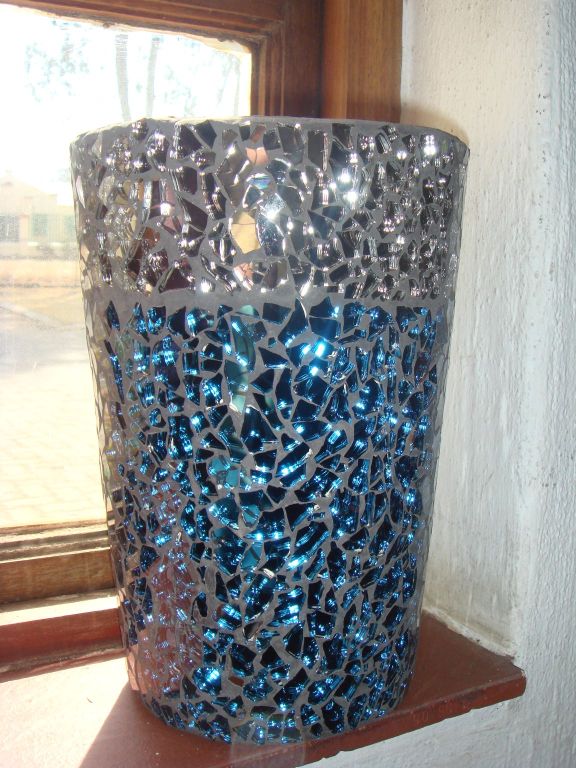 Gem Glass Mosaic: DIY Mosaic Flower Pot.