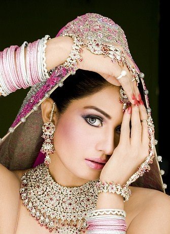Pakistani Bridal Jewellery models