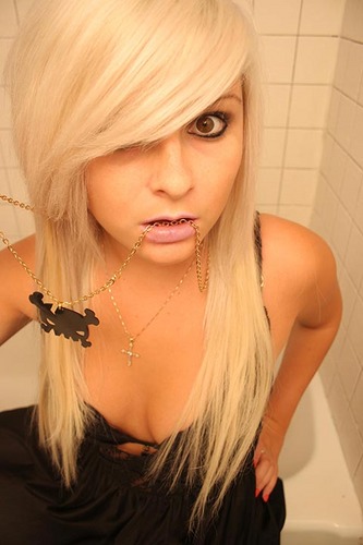 blonde medium emo hairstyles for girls hair pictures photos