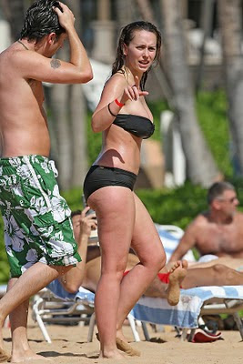 Celebrity Jennifer Love Hewitt BIKINI Pictures SHowing Hot Body