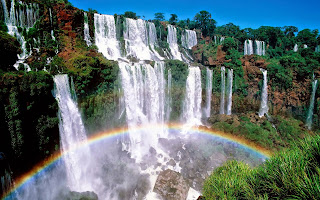 foto pemandangan alam air terjun laguna