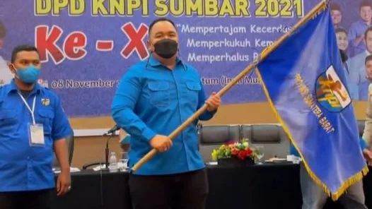 Nanda Satria Terpilih Aklamasi Gantikan Fadly Amran sebagai Ketua KNPI Sumbar