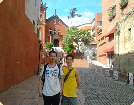 2012-07-10 15.34.37