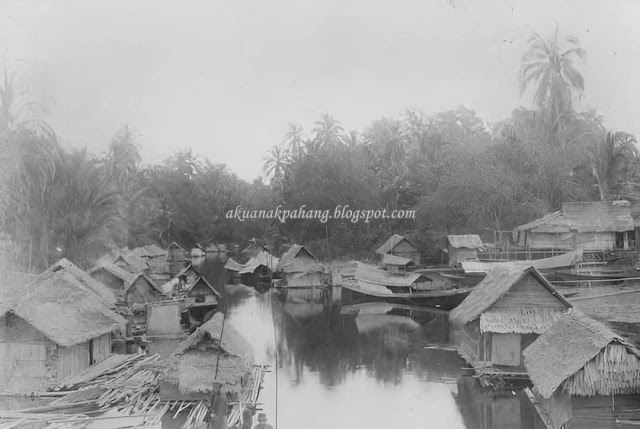 PEKAN 1896