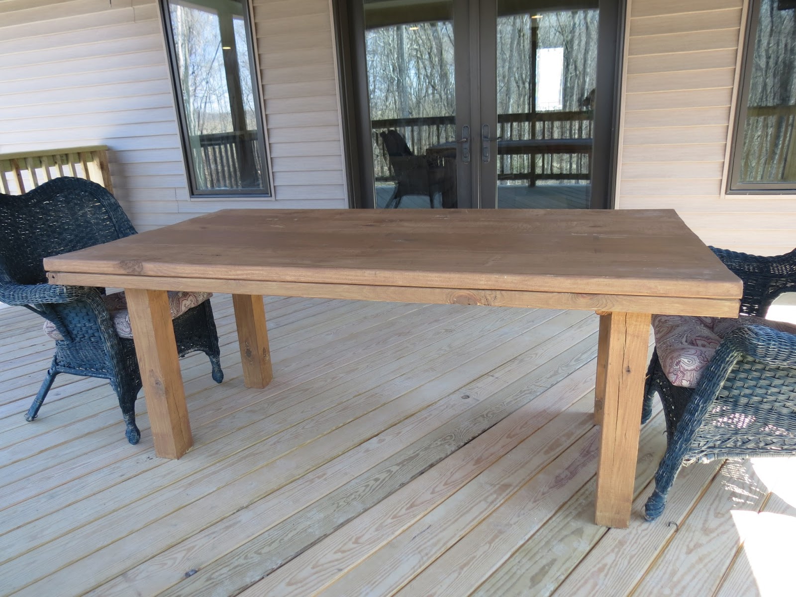 DIY Patio Table