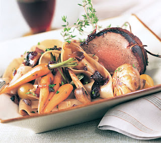 roasted beef tenderloin in red wine sauce recipe