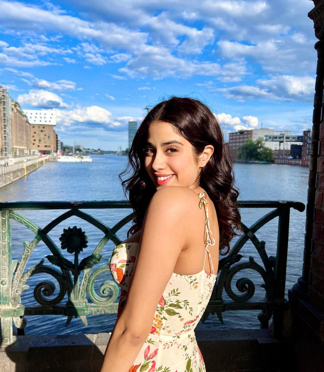 Janhvi kapoor pic