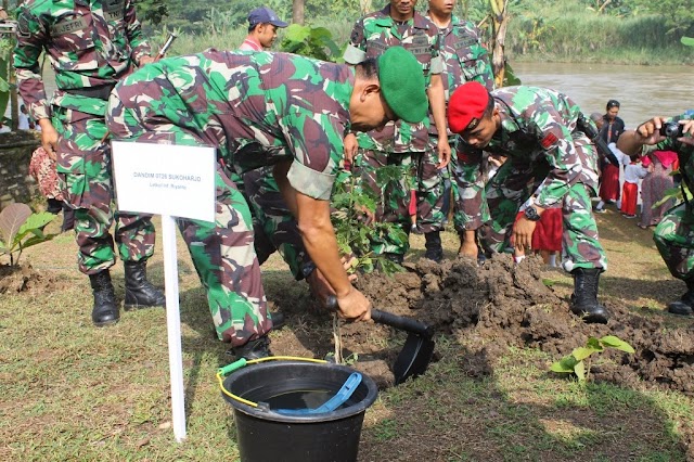 SAVE BENGAWAN SOLO KODIM 0726/SUKOHARJO DAN GROUP 2 KOPASSUS