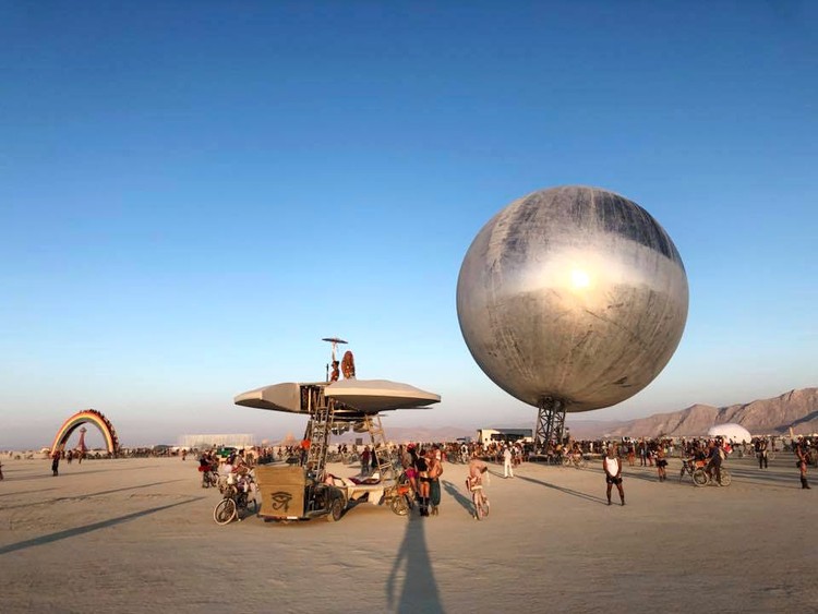 Burning Man, Pertemuan Orang-orang yang Muak Pada Dunia