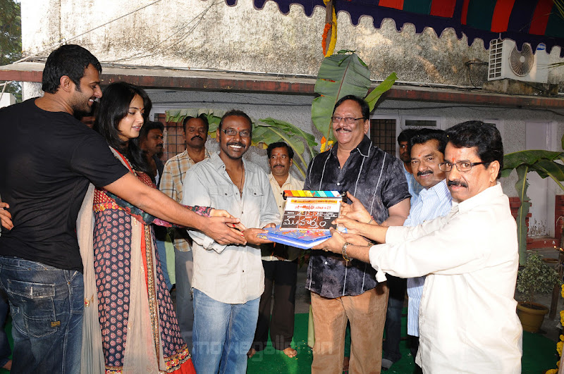 Prabhas Rebel Movie Opening Stills Anushka Rebel Movie Launch Photo Gallery wallpapers