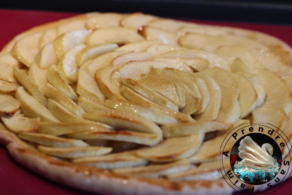 Tarte aux pommes de Conticini (pas à pas en photos)