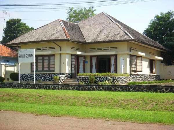 bagus Desain Rumah Klasik Jawa