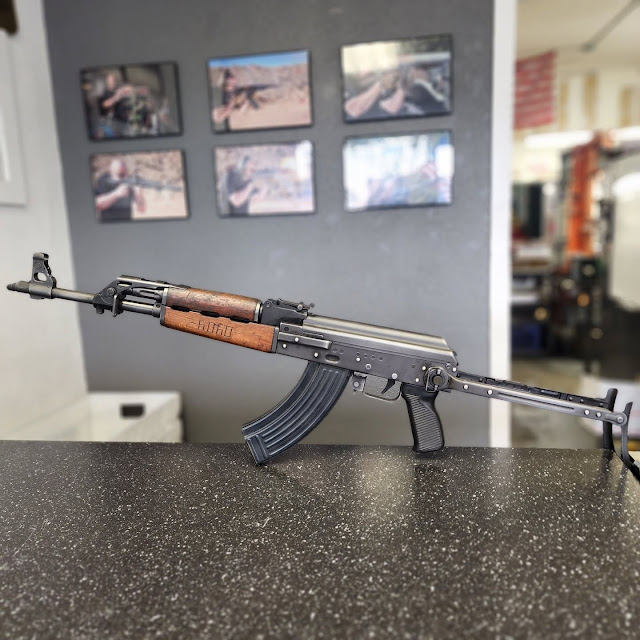 yugo-m70ab2-clone-left