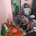 Polsek Moro Bersama Pemerintah Kecamatan Berikan Bantuan Kepada Masyarakat Moro Yang Terdampak Virus Covid 19