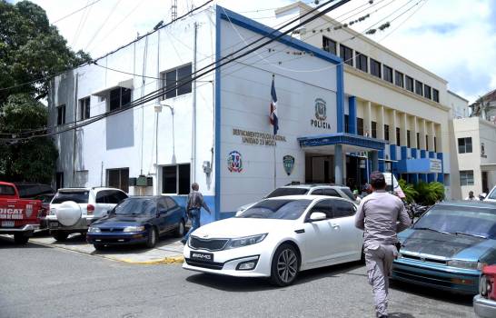 Se fugan seis presos de cuartel policial Moca