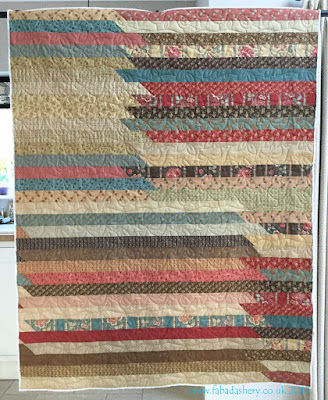 Jelly Roll Quilt by Liese, Fabadashery Quilting