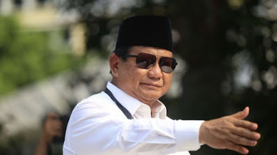 PRABOWO: MAAF DENGAN SEGALA HORMAT, BANGSA INI, NEGARA INI HIDUPNYA DARI HUTANG