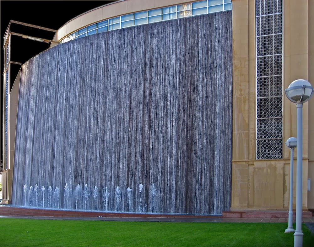 http://fhya18.blogspot.com/2014/01/water-wall.html